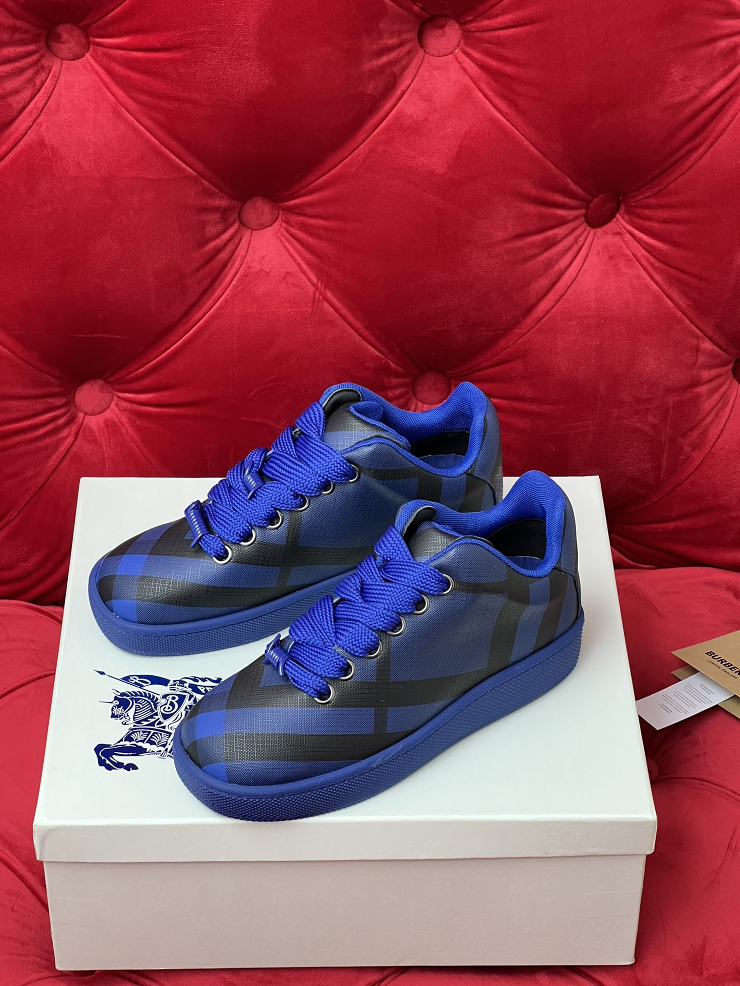 Bur casual sneakers