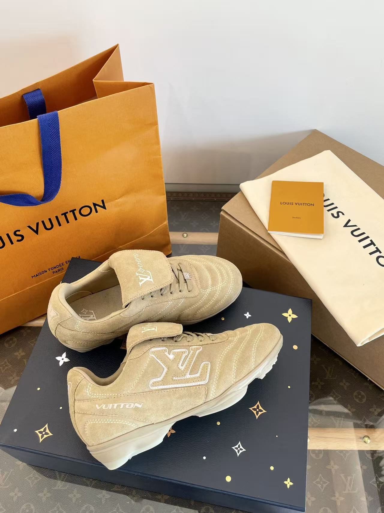 Louis suede retro sneakers