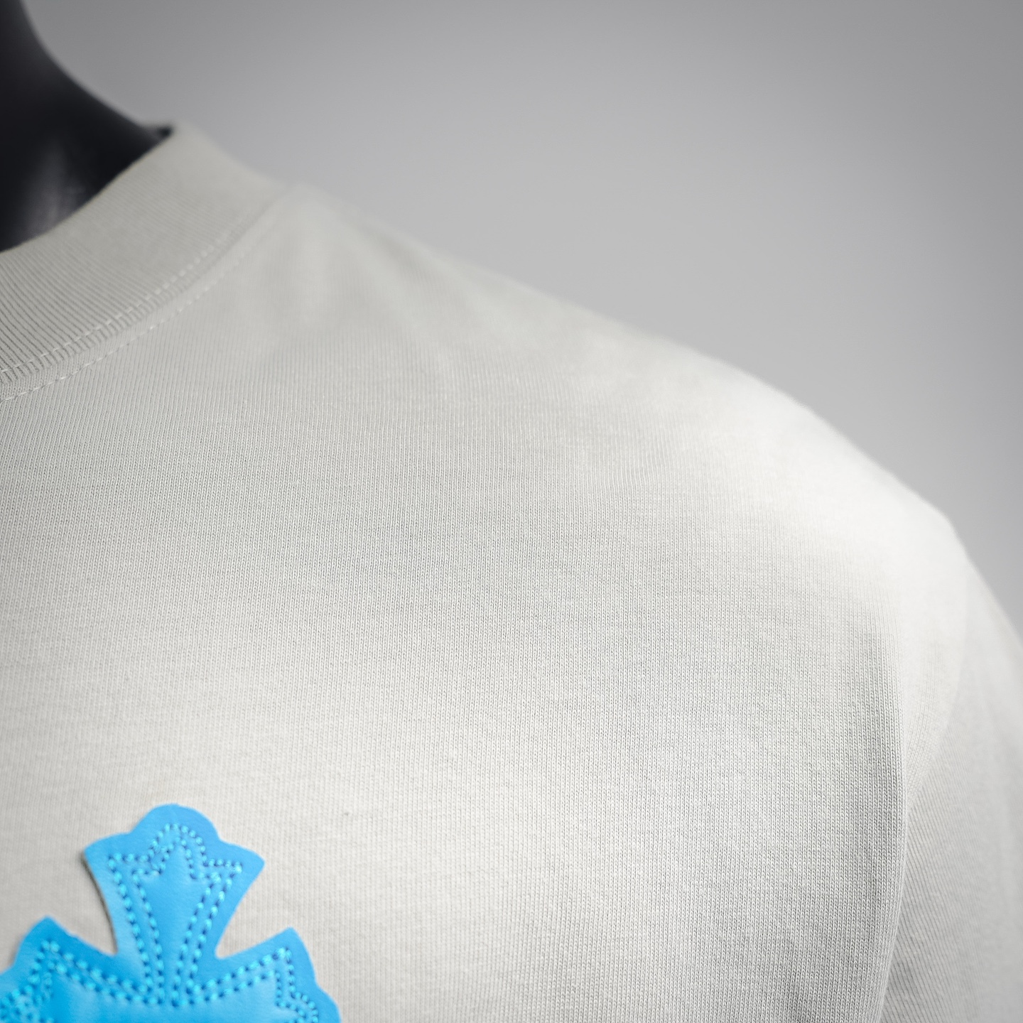 Chrome cross patch t-shirt