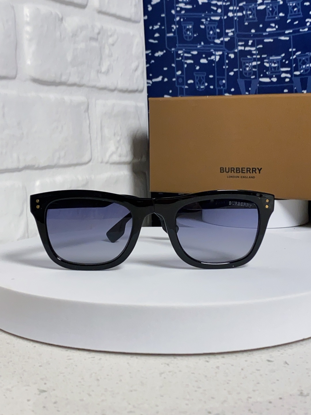Bur sunglasses