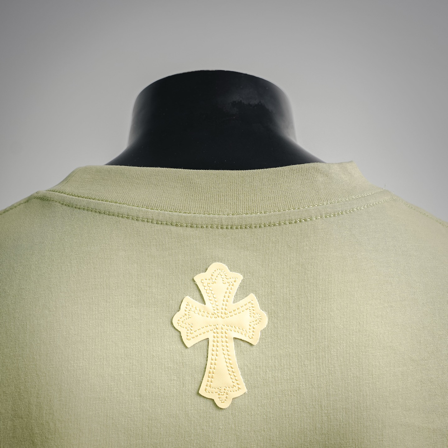 Chrome cross patch t-shirt