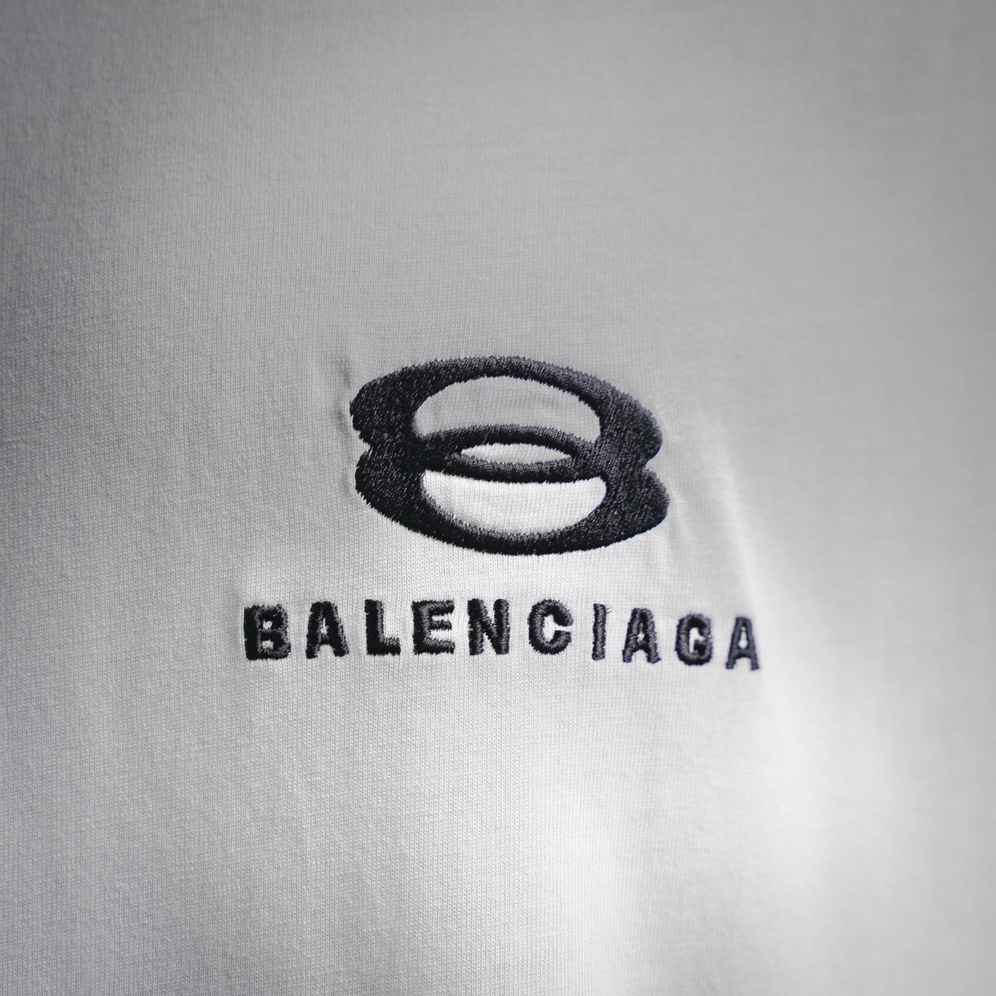 Balen striped shoulder t-shirt