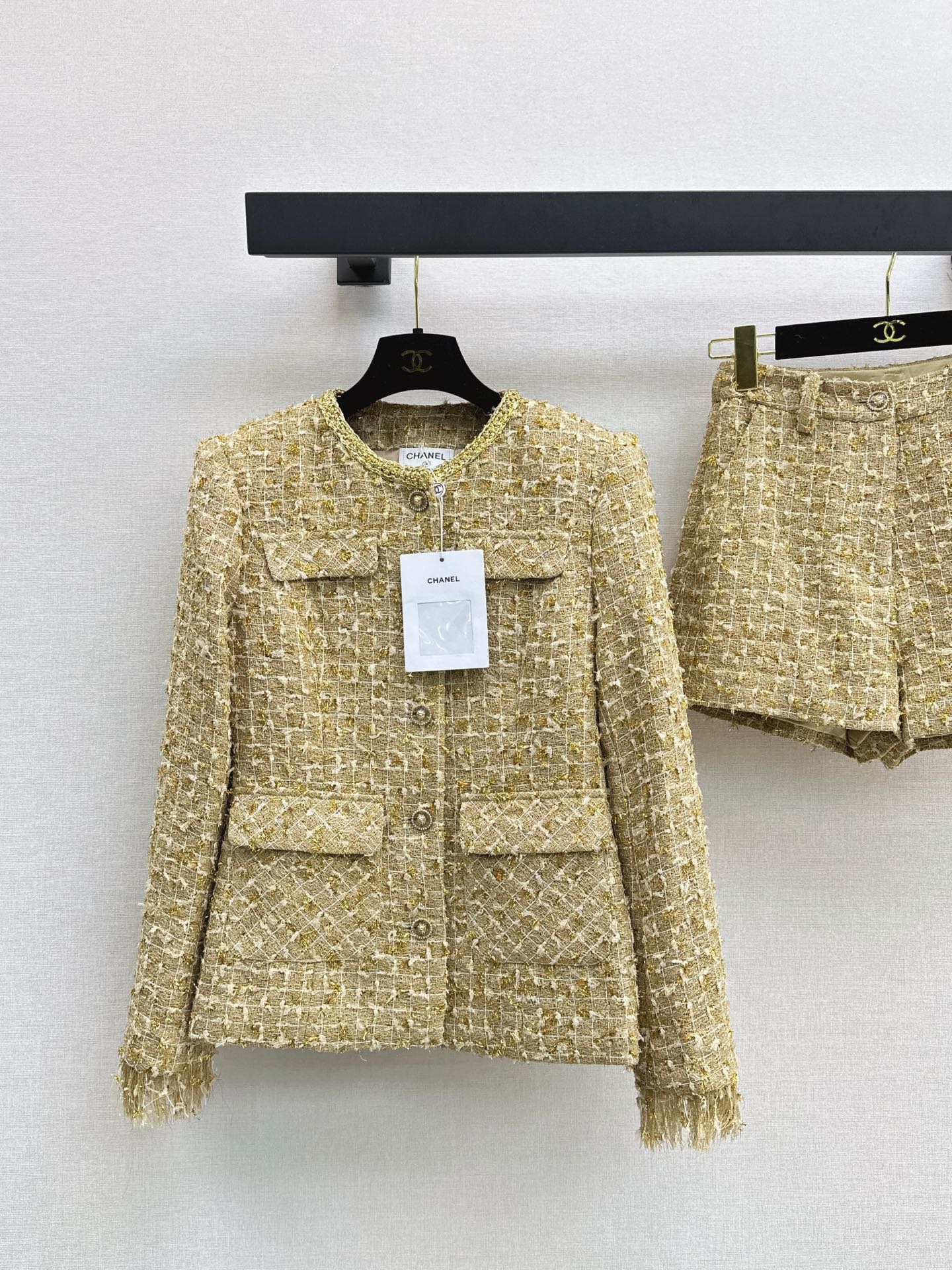 Chan 26fw tweed suit