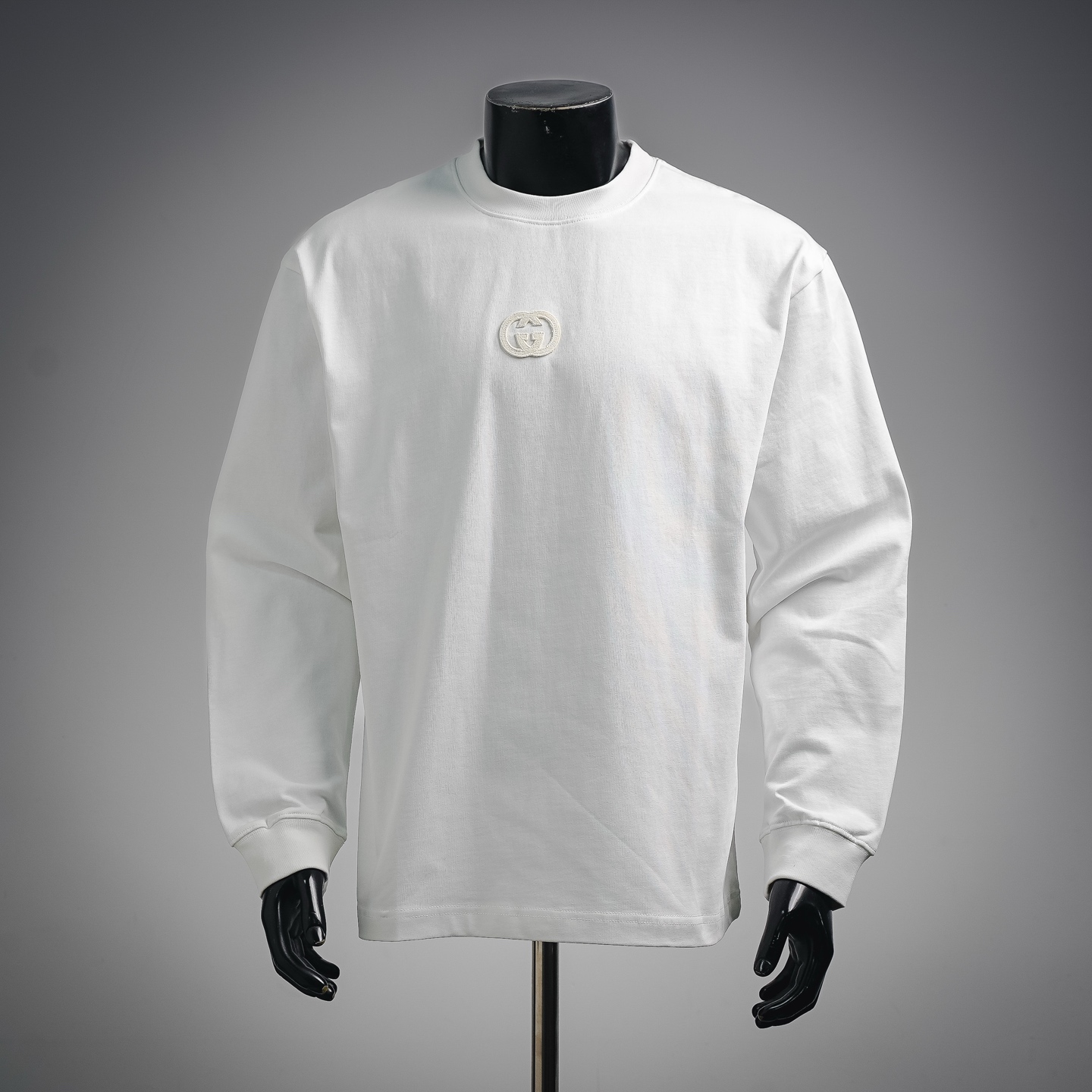 Guc embroidered sweatshirt