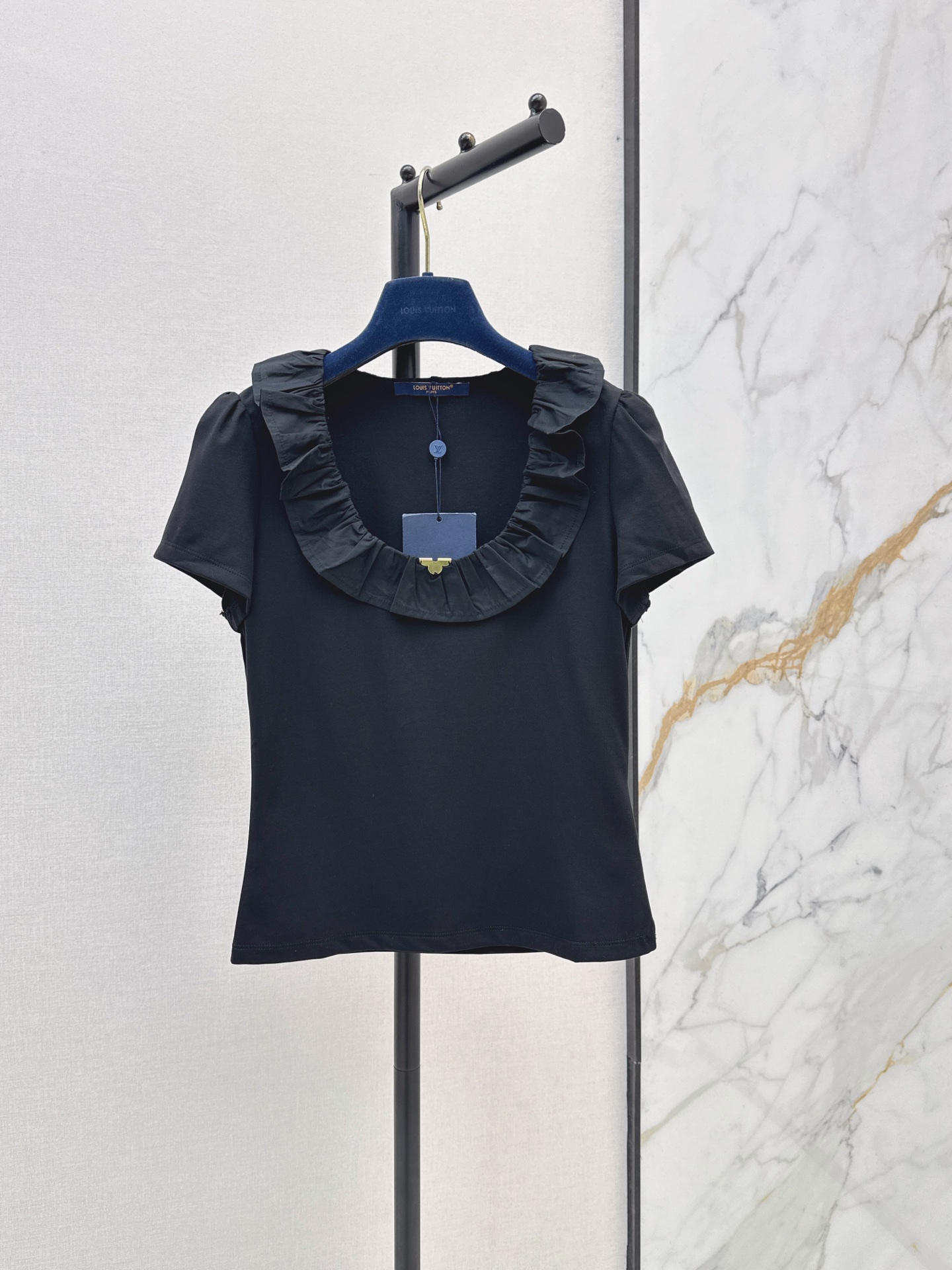 Loui 26fw ruffle t-shirt