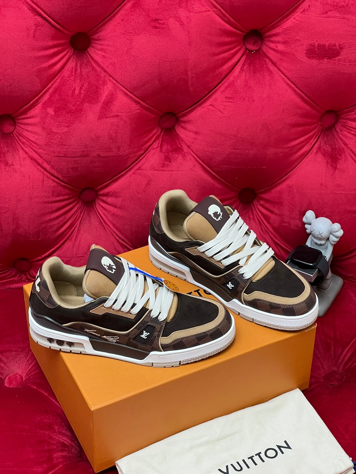 Louis sneakers