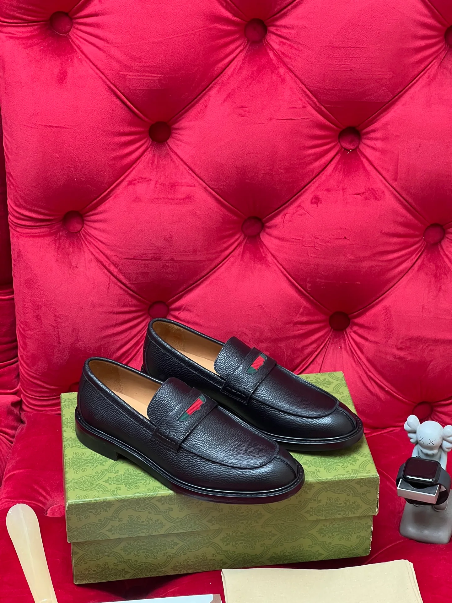 Guc leather shoes