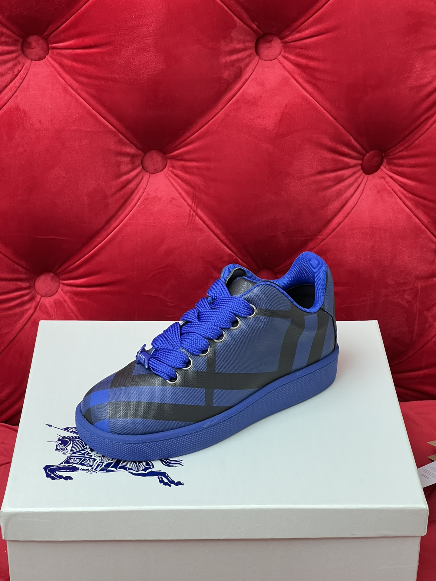 Bur casual sneakers