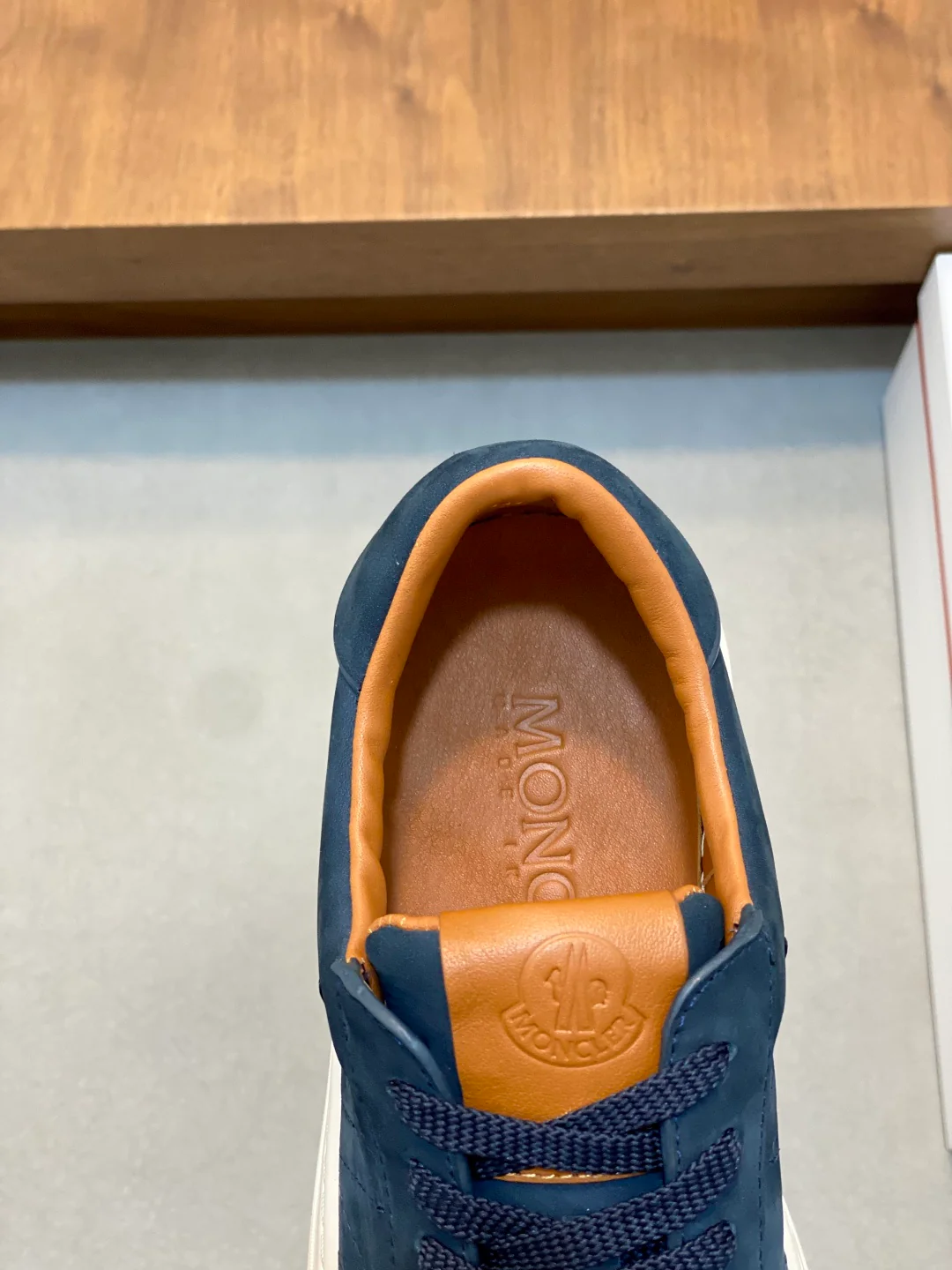 Mon retro sneakers
