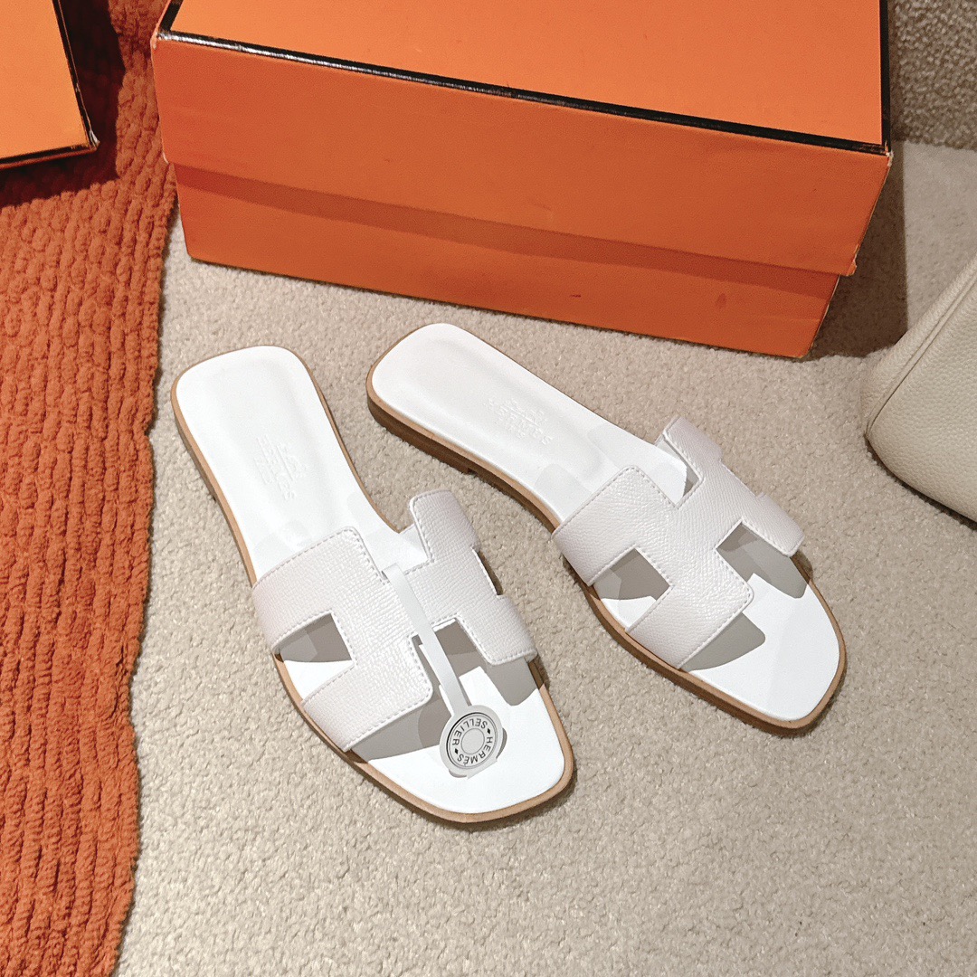 Herm womens slippers