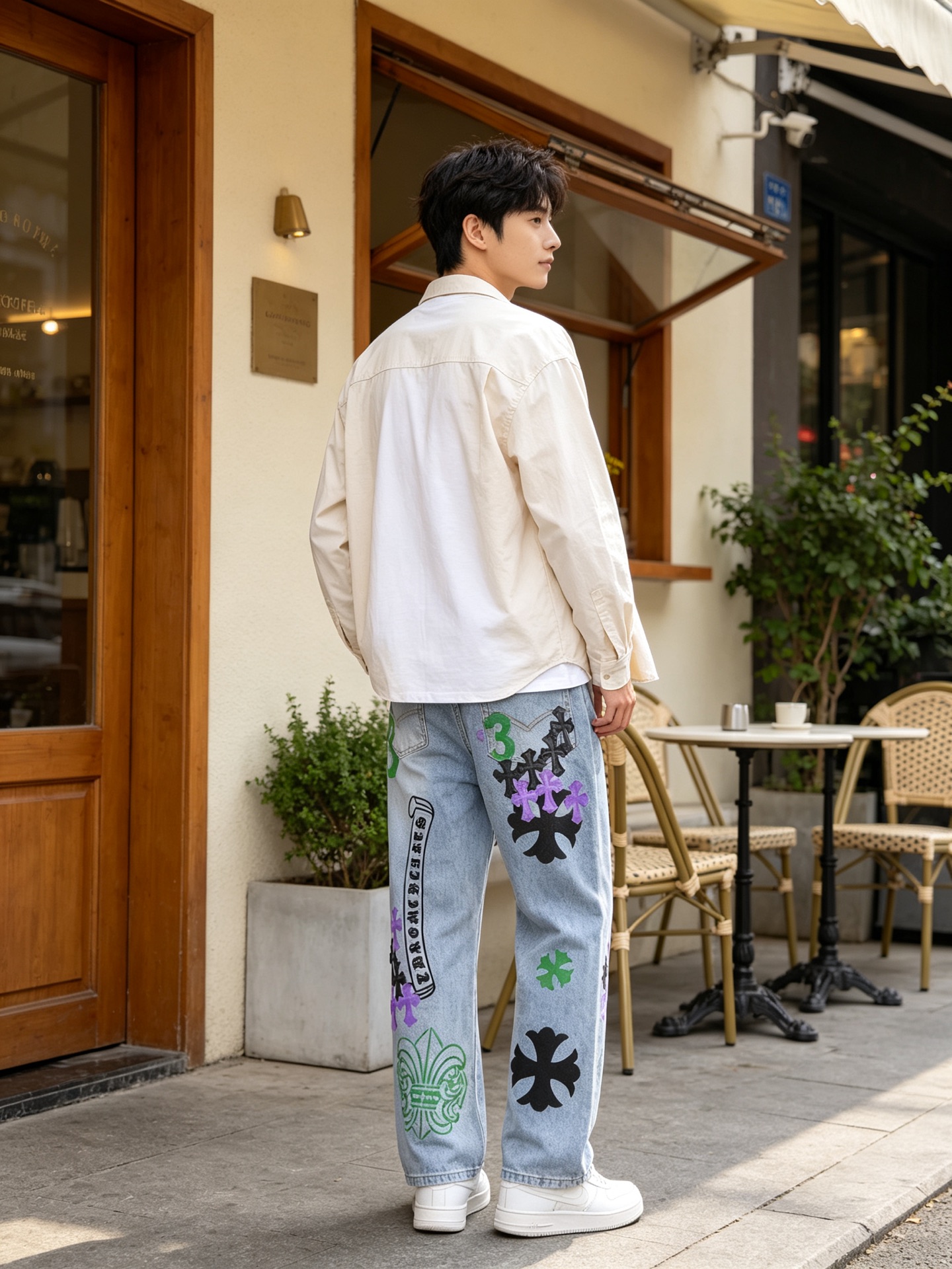 Chrome applique jeans